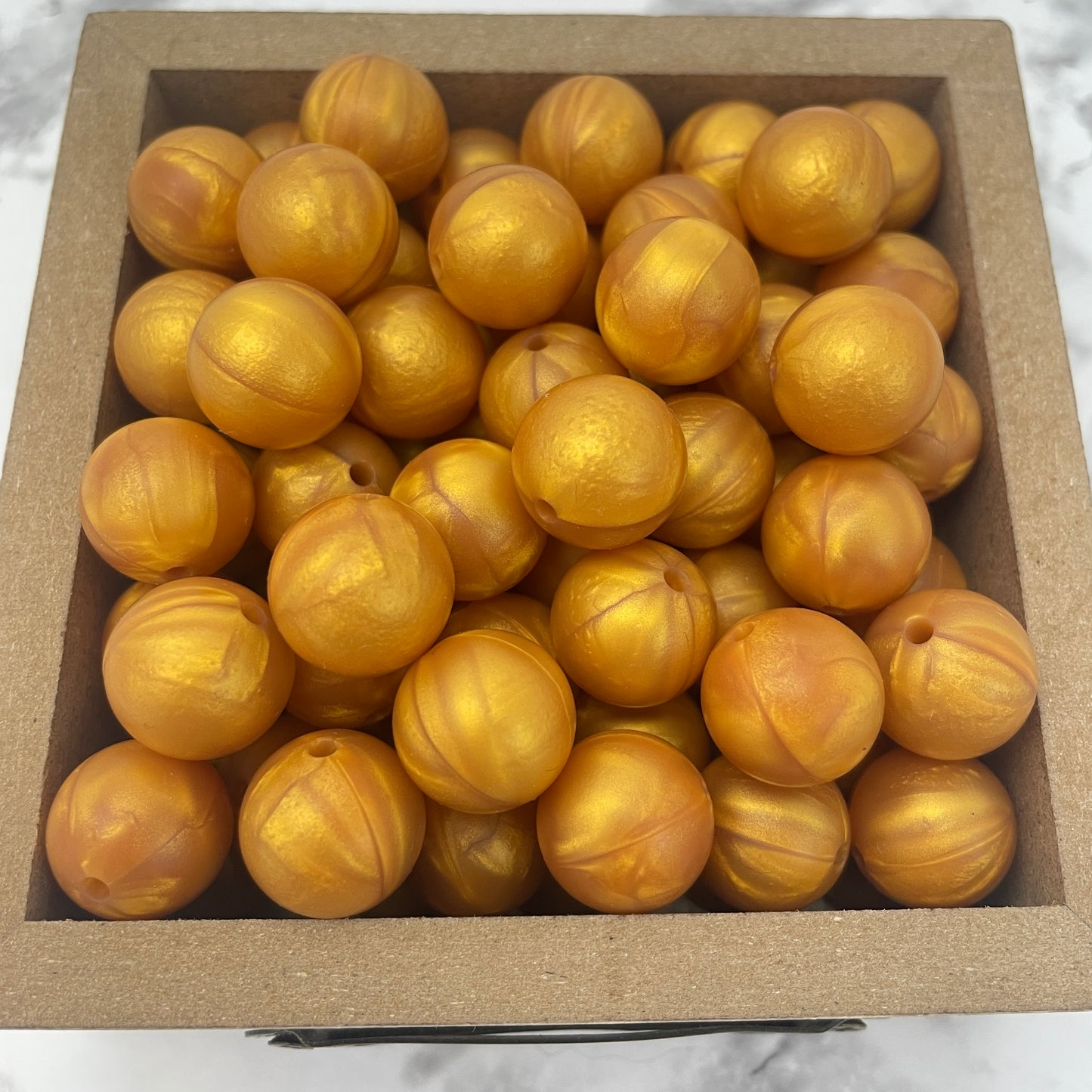 15mm Round Silicone Beads - Gold Pearl